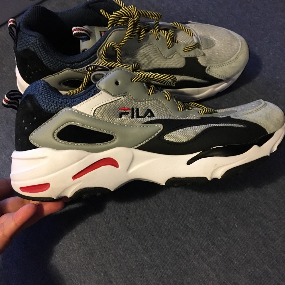 Fila ray tracer sneakers